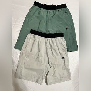 Mens adidas athletic shorts, blue and white set ( size m )